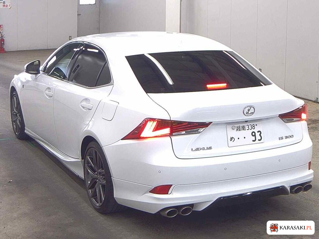 Lexus Is 2018 z aukcji japońskiej