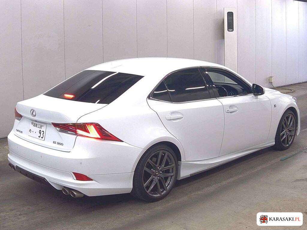 Lexus Is 2018 z aukcji japońskiej