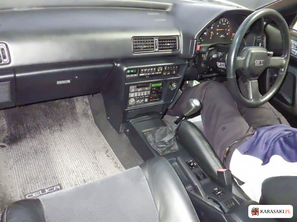 Toyota Celica 1987 z aukcji japońskiej
