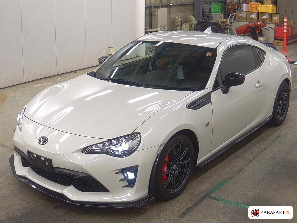 Toyota 86 2018 z aukcji japońskiej
