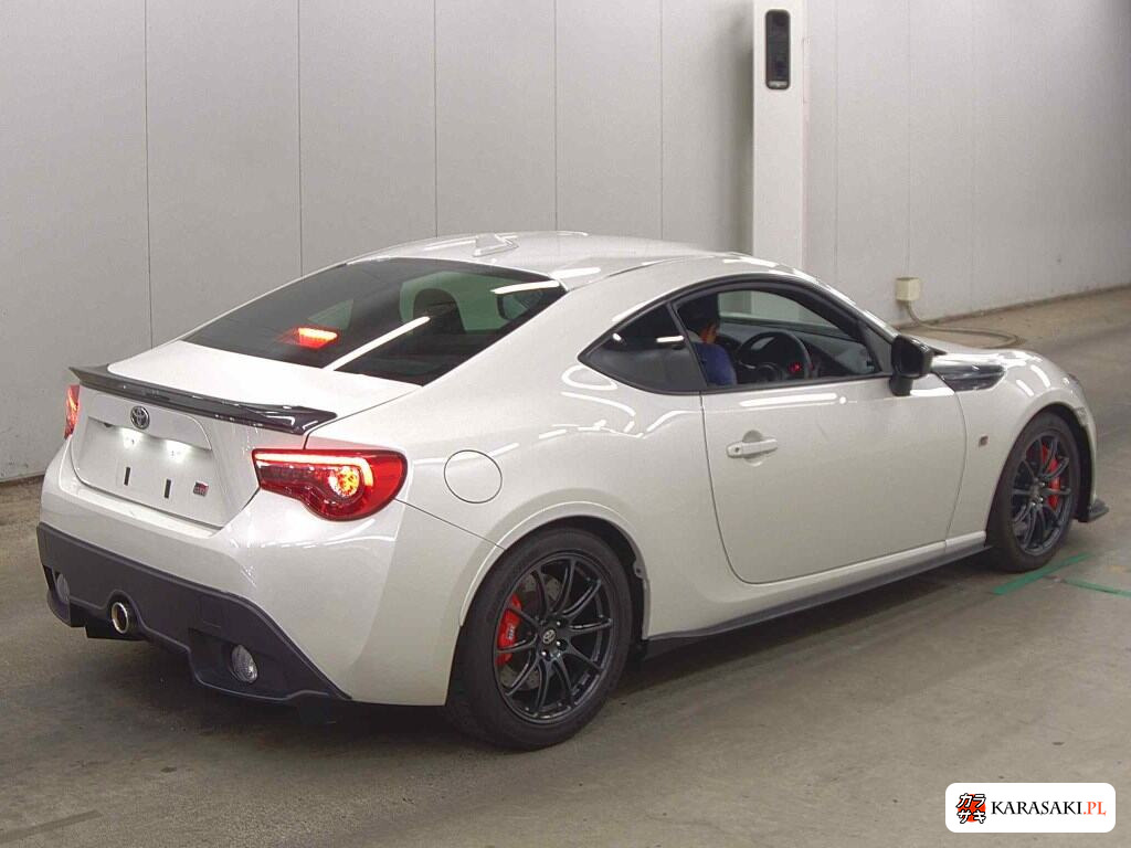 Toyota 86 2018 z aukcji japońskiej