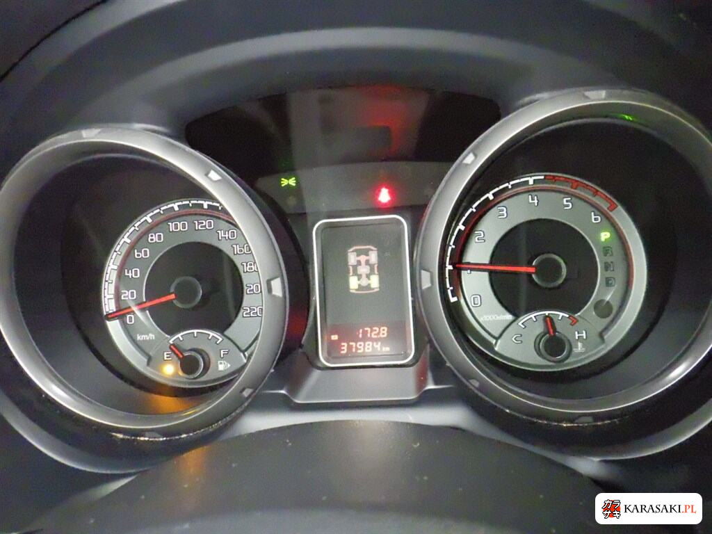 Mitsubishi Pajero 2017 z aukcji japońskiej