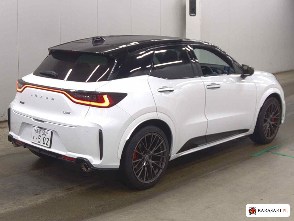 Lexus LBX 2026 z aukcji japońskiej