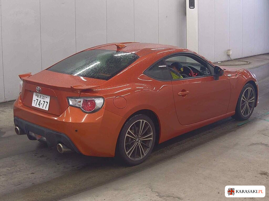 Toyota 86 2012 z aukcji japońskiej