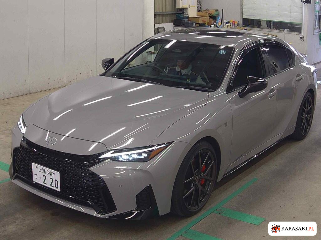 Lexus Is 2026 з японського аукціону