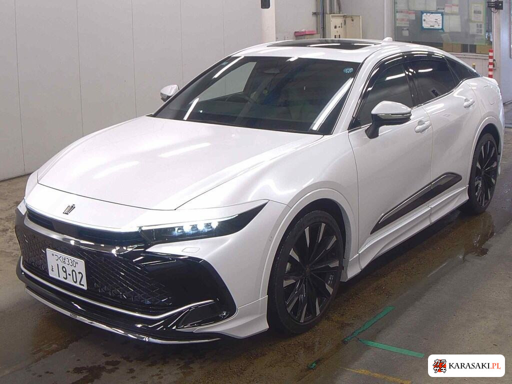 Toyota Crown Crossover 2023 z aukcji japońskiej