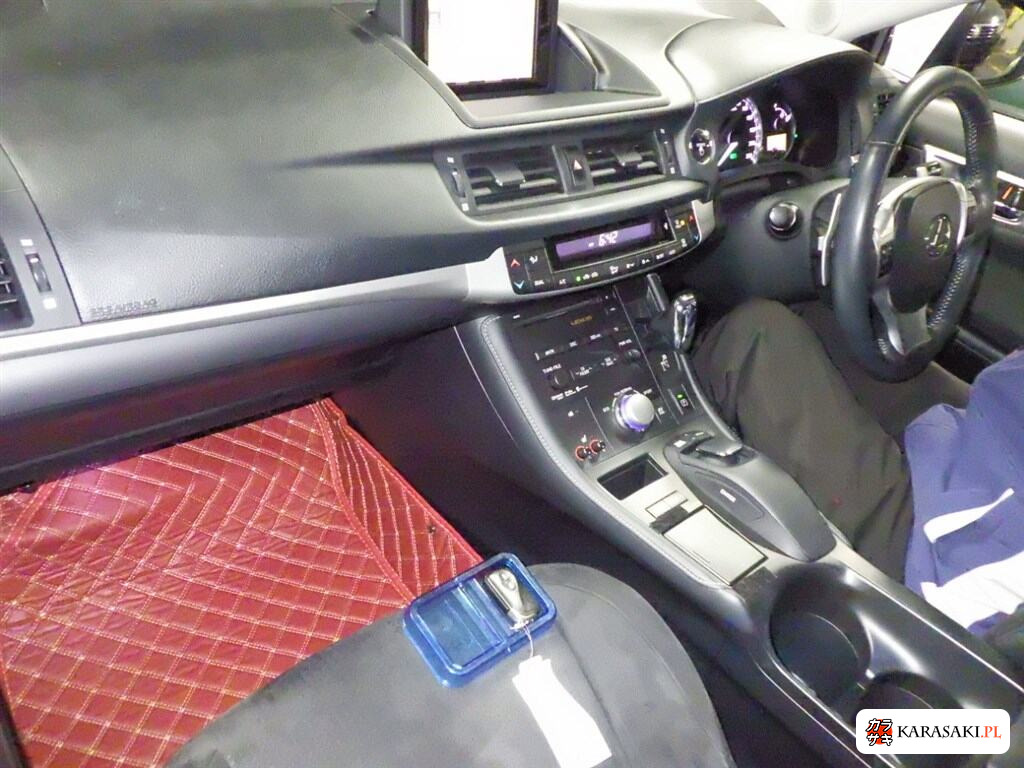 Lexus CT 2012 z aukcji japońskiej