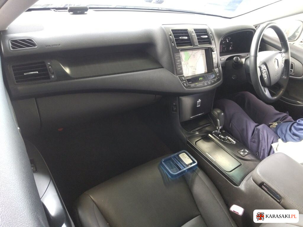 Toyota Crown 2008 z aukcji japońskiej