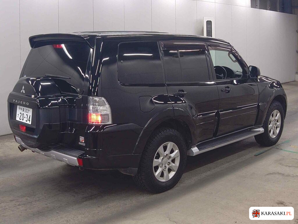 Mitsubishi Pajero 2015 z aukcji japońskiej