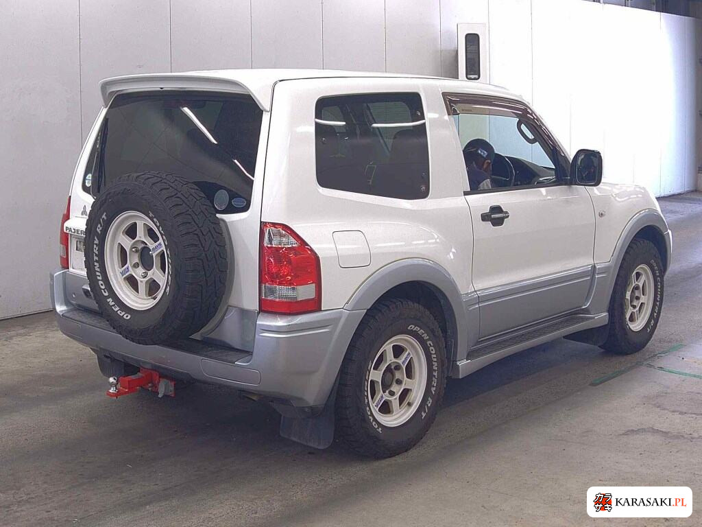 Mitsubishi Pajero 2004 z aukcji japońskiej