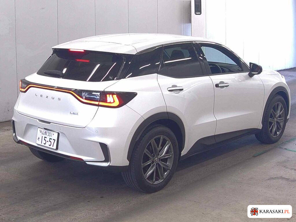 Lexus LBX 2024 z aukcji japońskiej