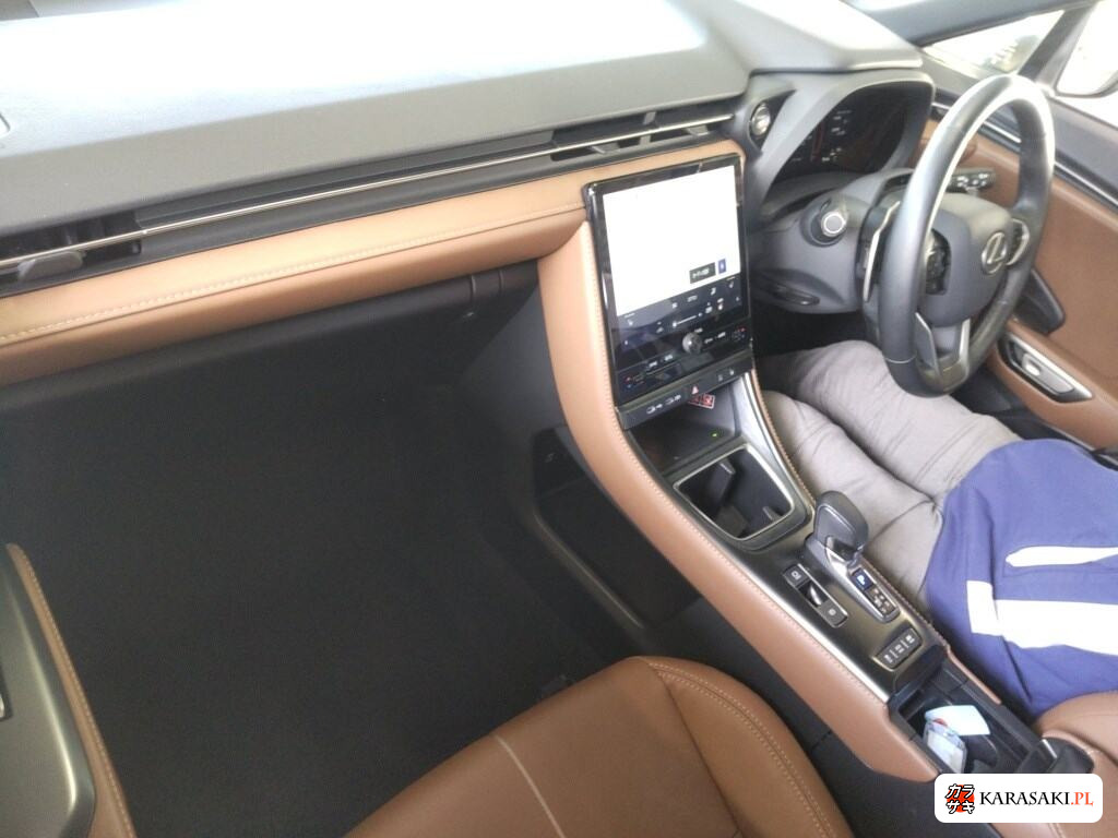 Lexus LBX 2024 z aukcji japońskiej