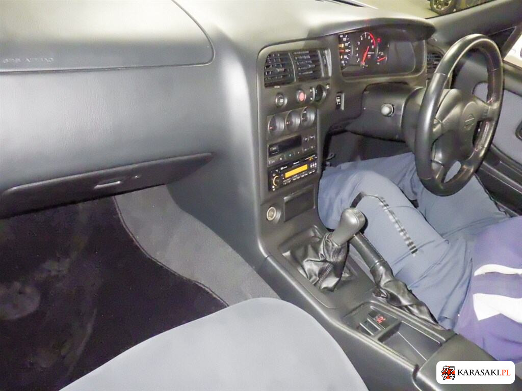 Nissan Skyline 1996 z aukcji japońskiej