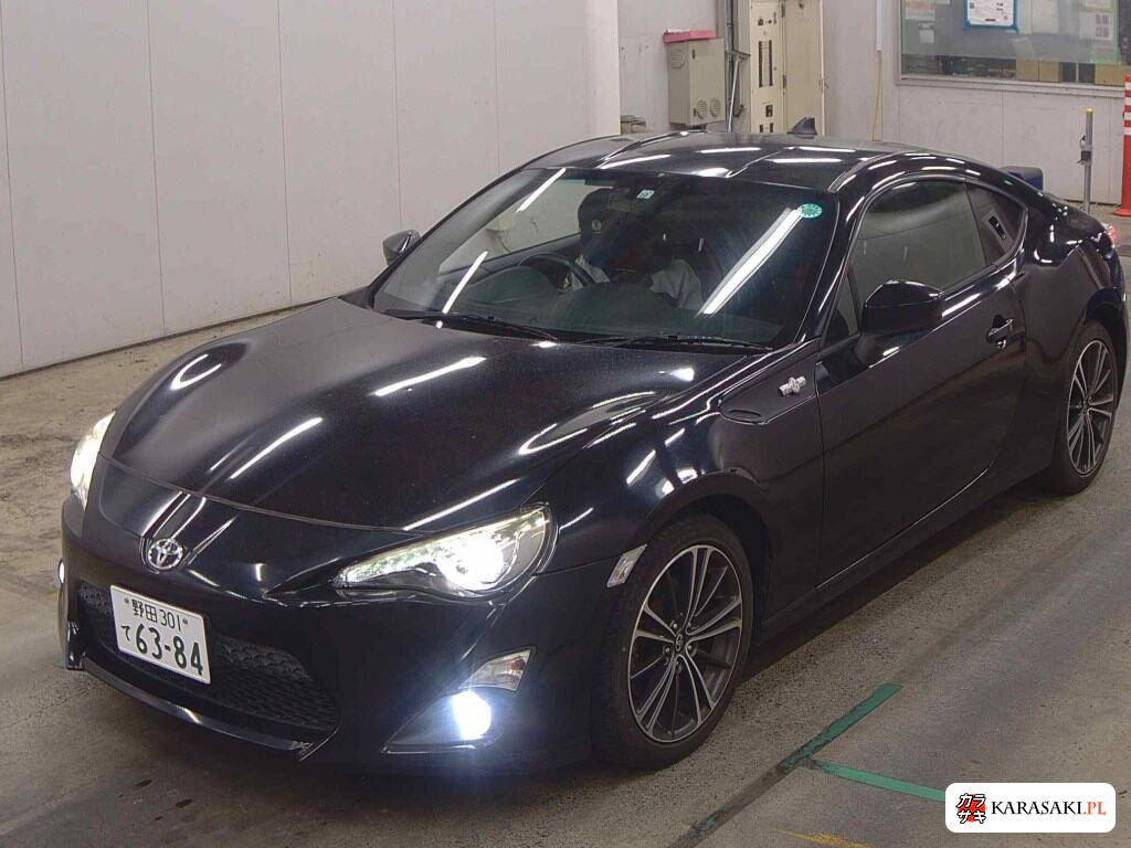 Toyota 86 2015 z aukcji japońskiej