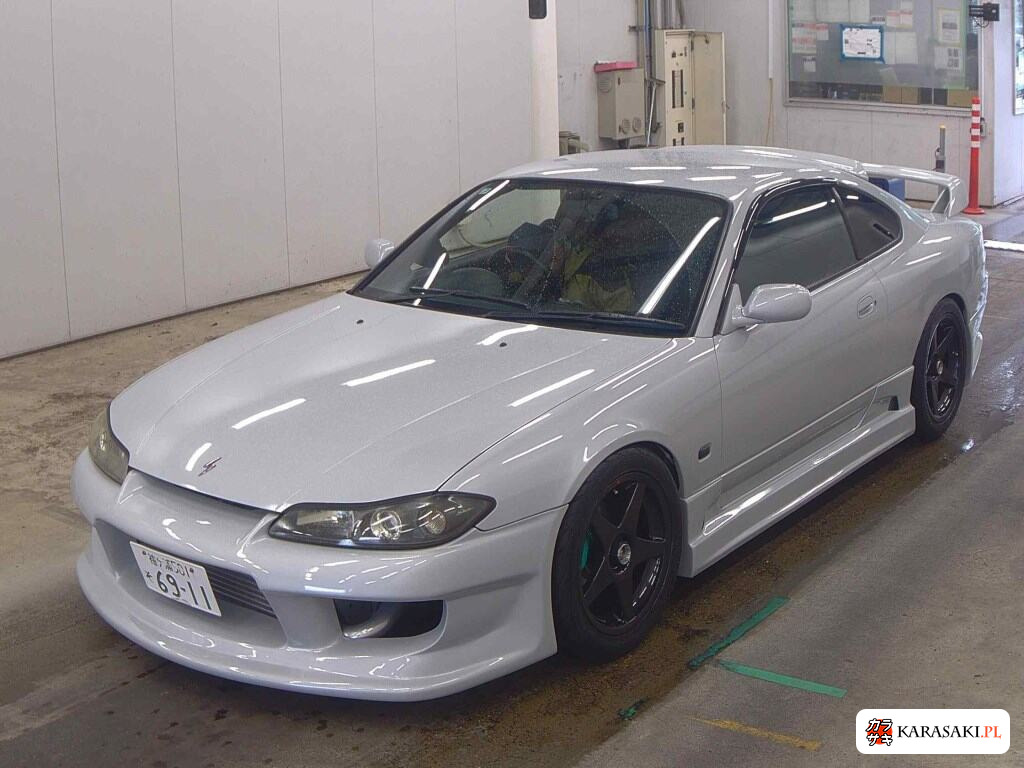 Nissan Silvia 1999 z aukcji japońskiej