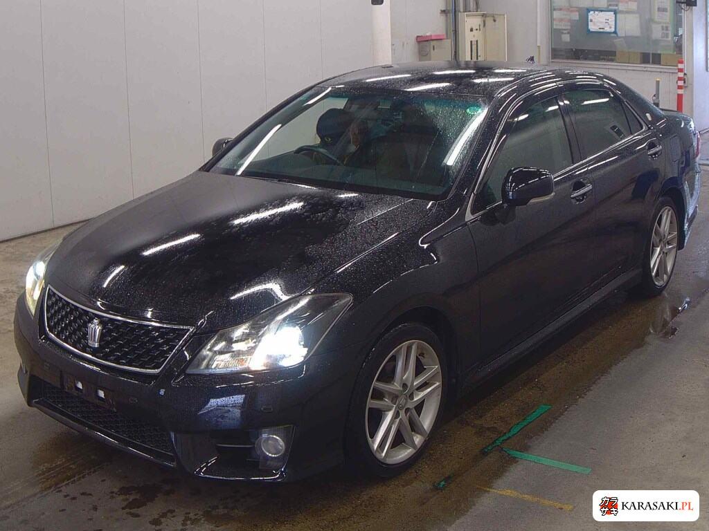 Toyota Crown 2011 z aukcji japońskiej