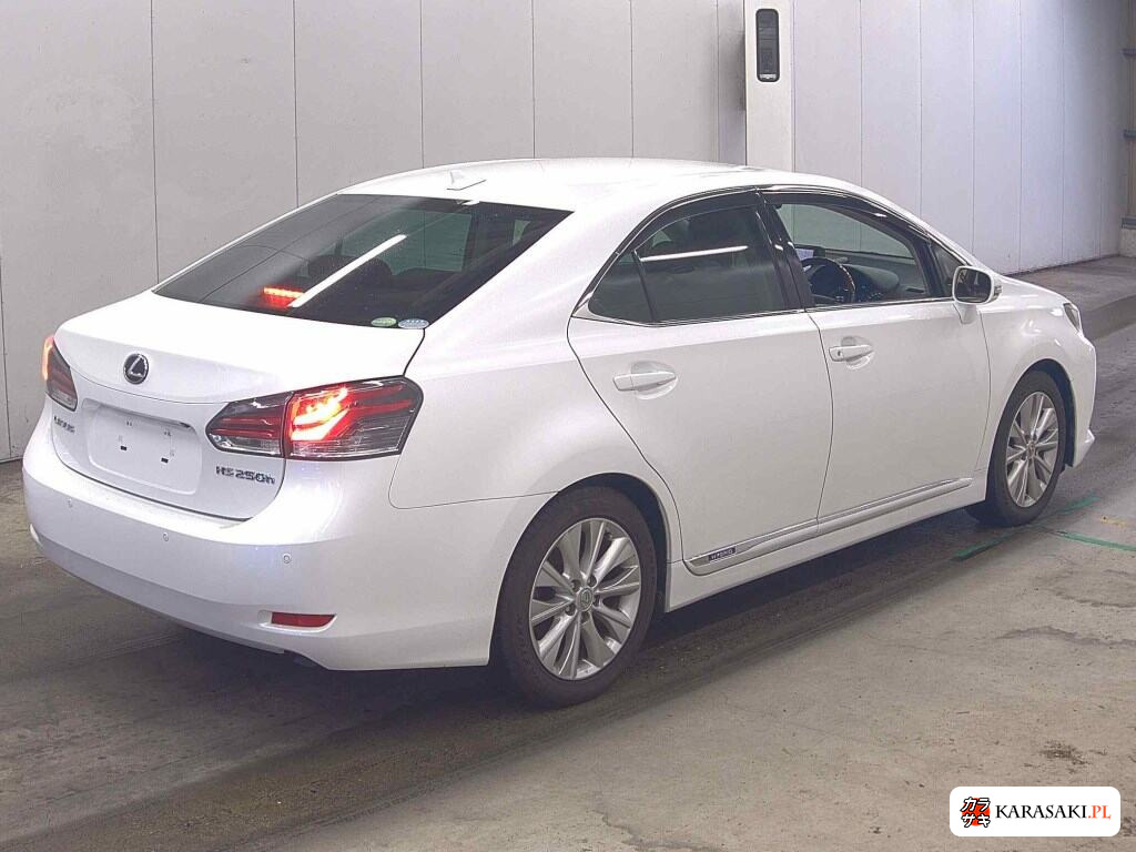 Lexus HS 2013 z aukcji japońskiej