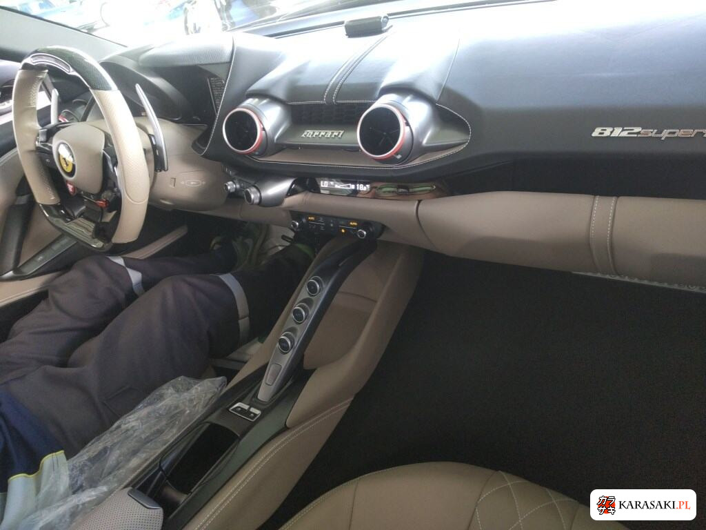 Ferrari 812SUPERFAST 2020 з японського аукціону