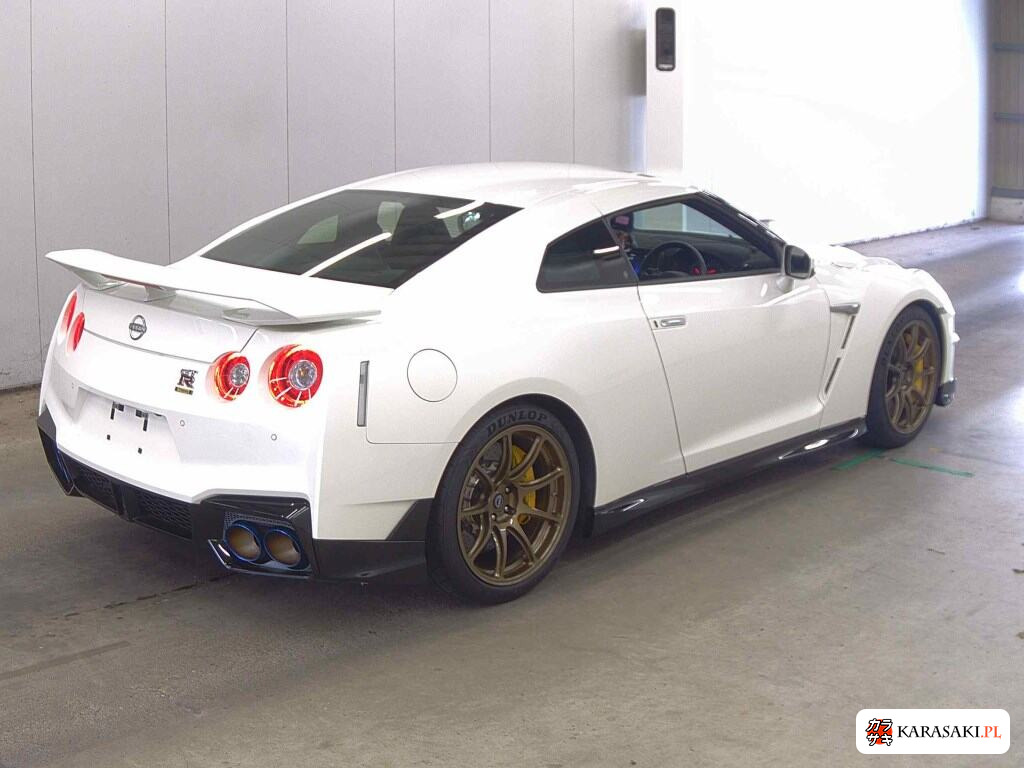 Nissan GT-R 2024 z aukcji japońskiej