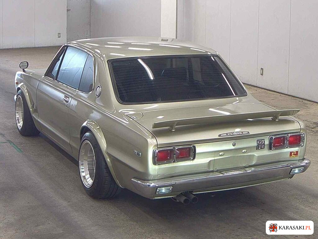 Nissan Skyline 1971 z aukcji japońskiej