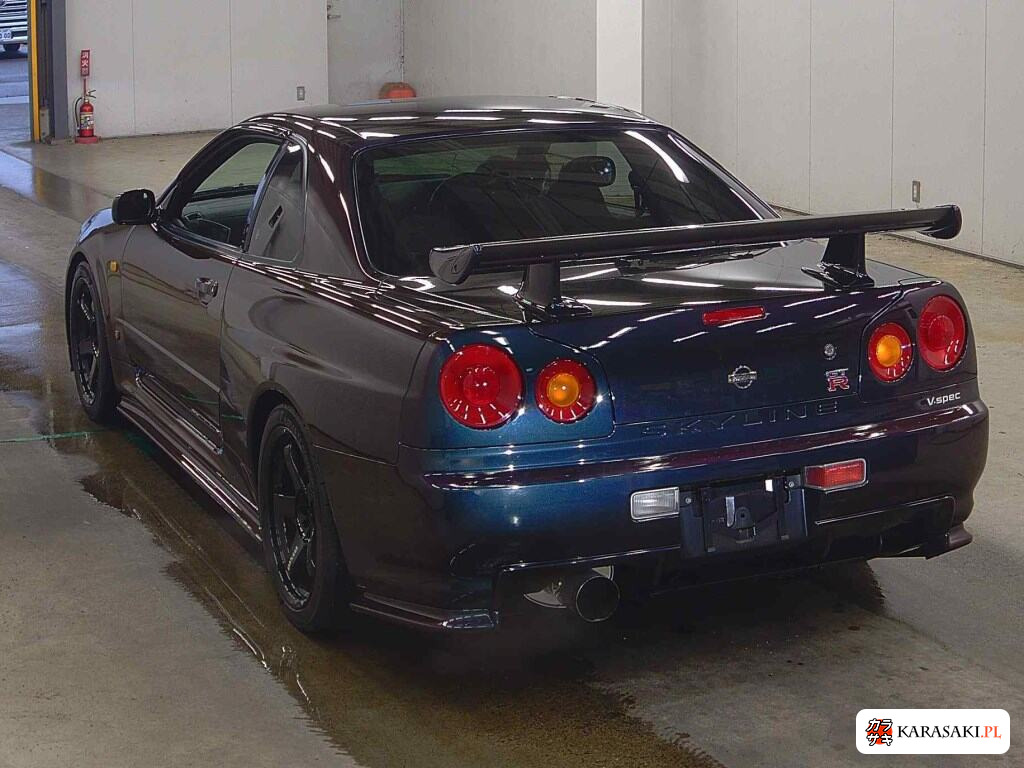 Nissan Skyline 1999 z aukcji japońskiej