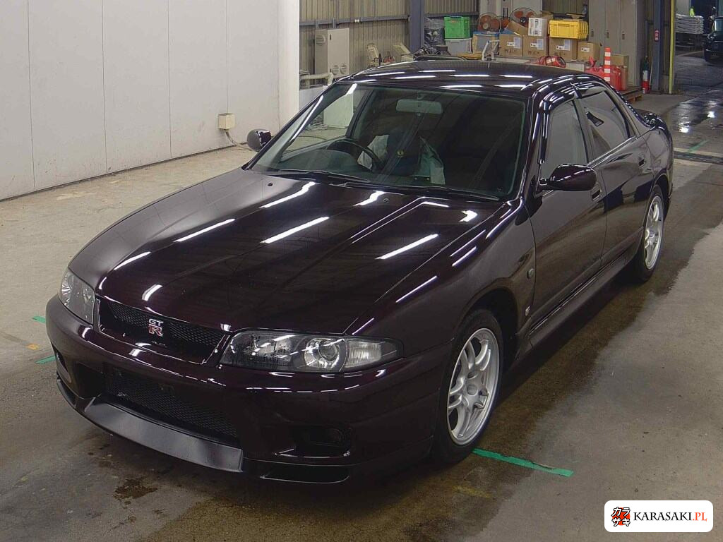 Nissan Skyline 1997 z aukcji japońskiej