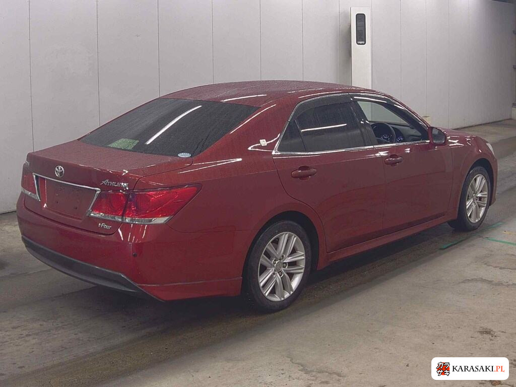 Toyota Crown 2014 z aukcji japońskiej