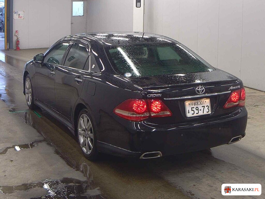 Toyota Crown 2008 z aukcji japońskiej