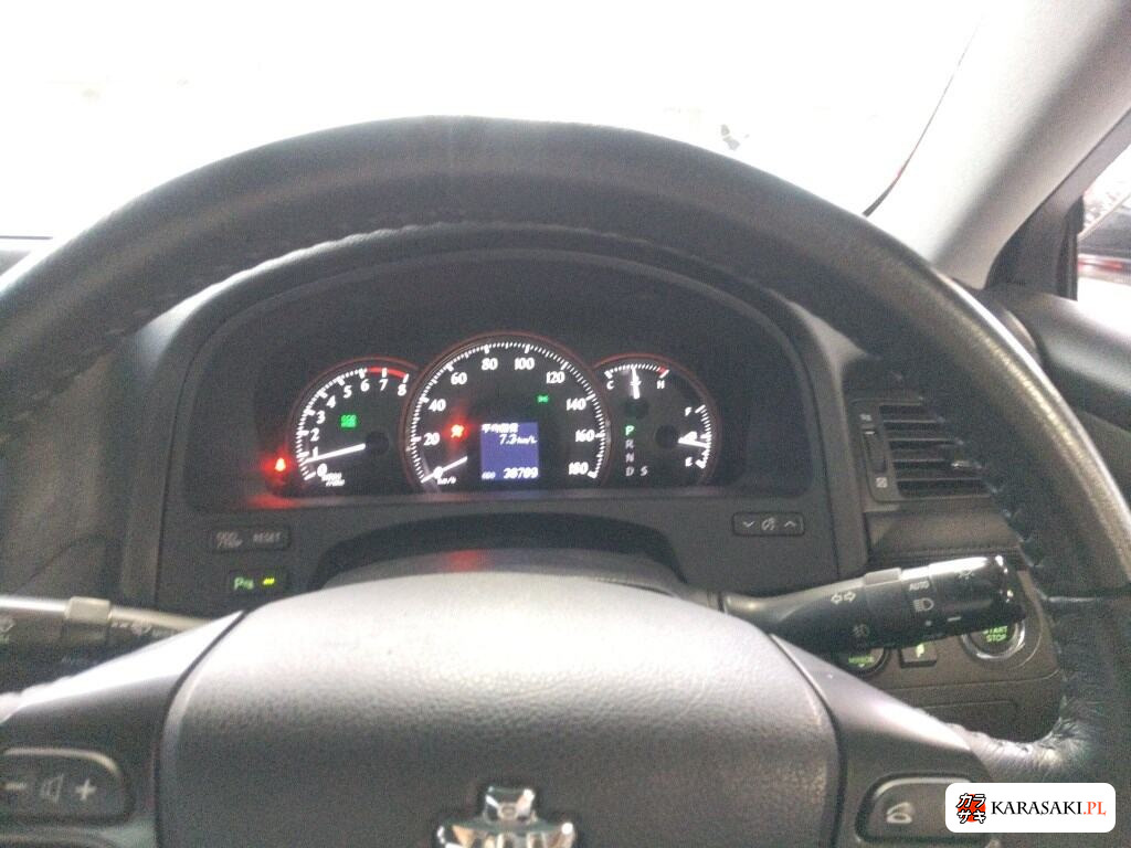 Toyota Crown 2008 z aukcji japońskiej