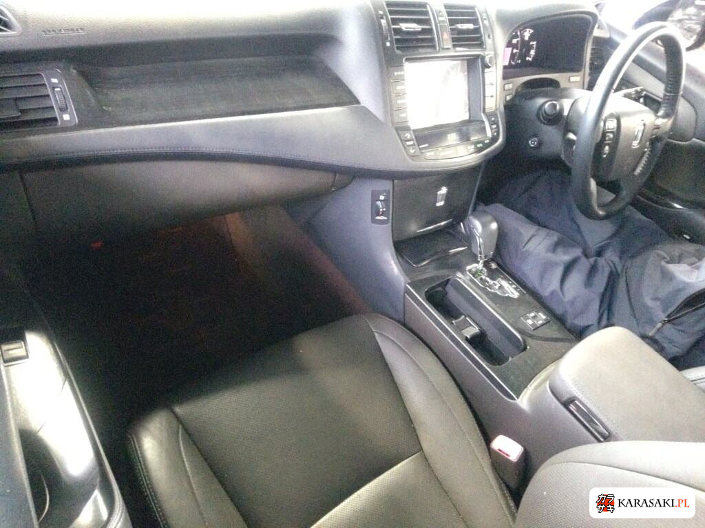 Toyota Crown 2008 z aukcji japońskiej