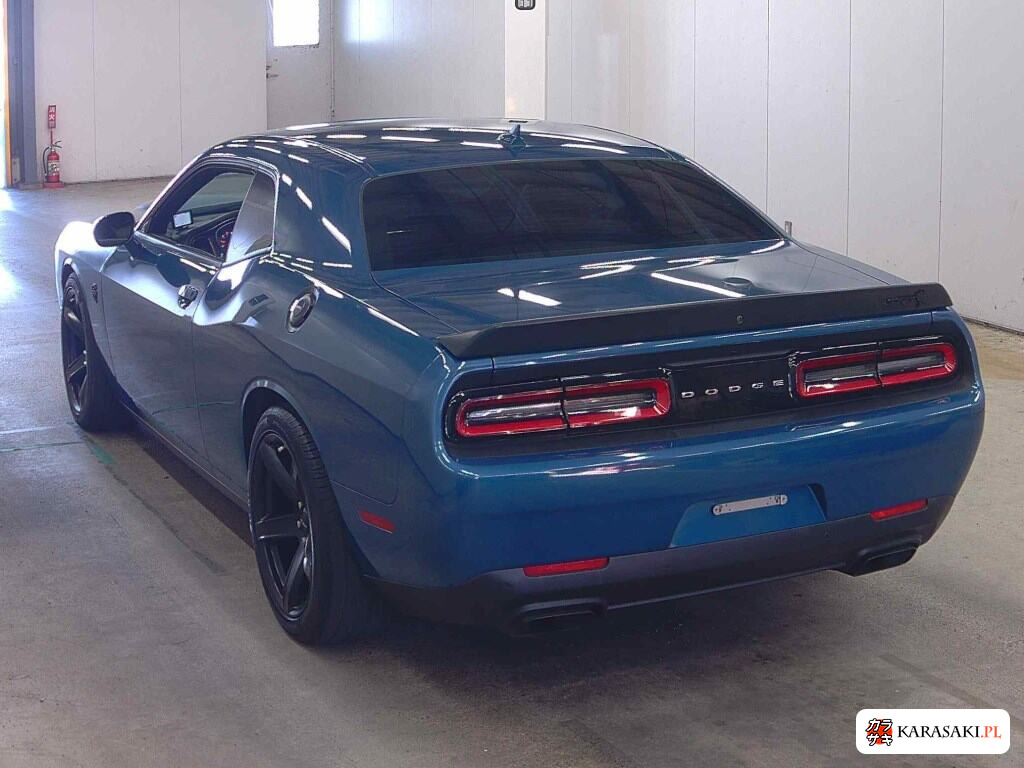 Dodge Challenger 2021 з японського аукціону