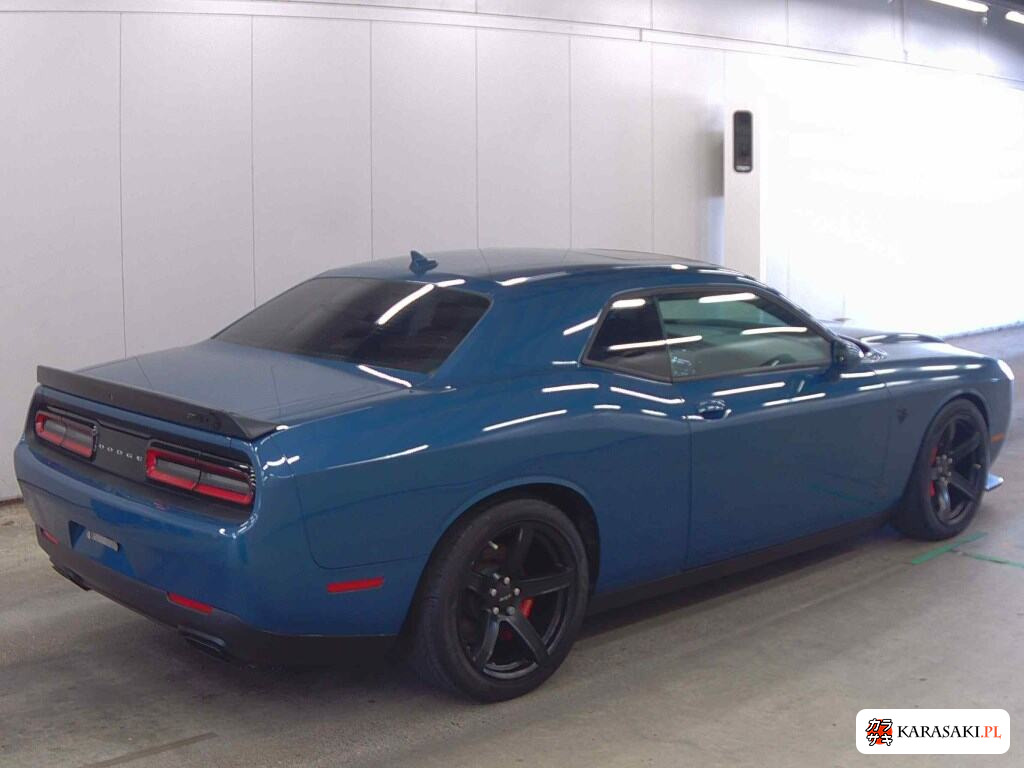 Dodge Challenger 2021 з японського аукціону