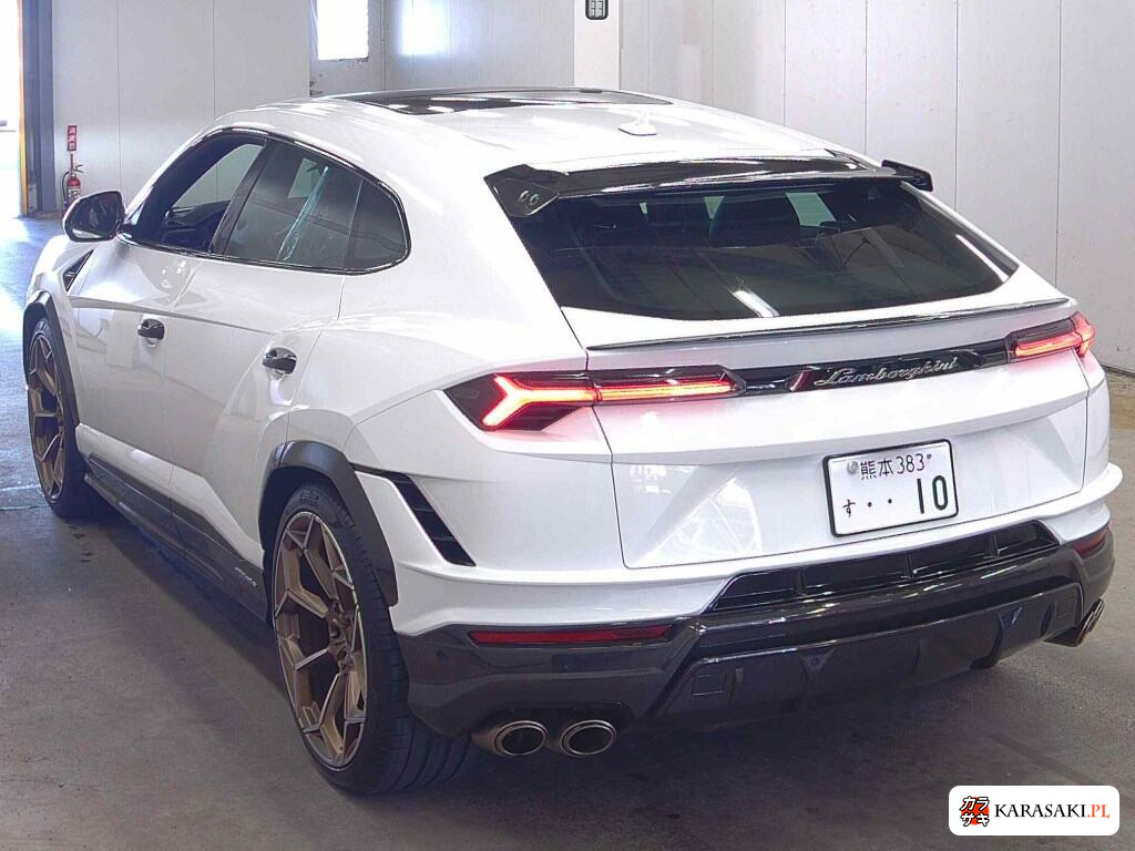 Lamborghini Urus 2024 з японського аукціону
