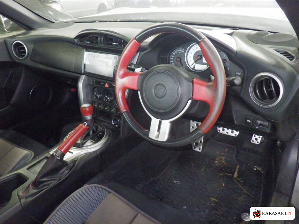 Toyota 86 2012 z aukcji japońskiej