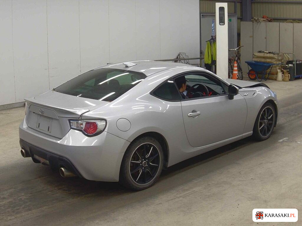 Toyota 86 2012 z aukcji japońskiej