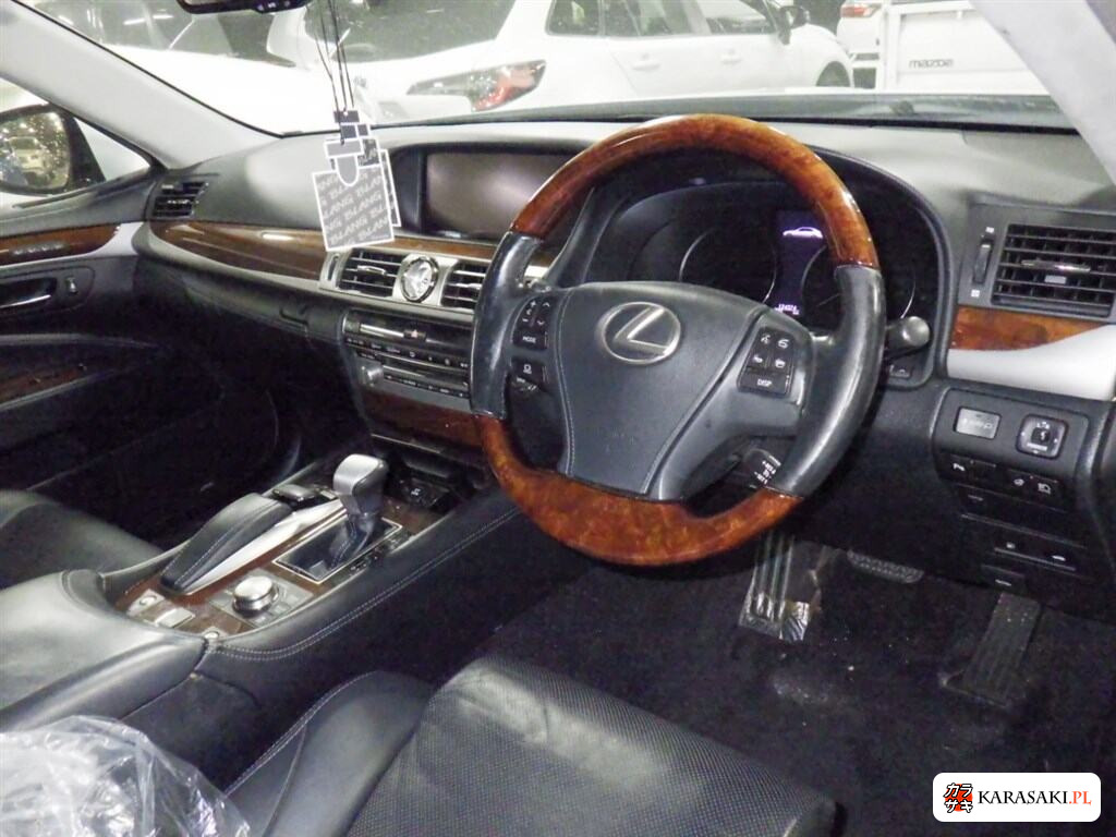 Lexus LS 2012 z aukcji japońskiej