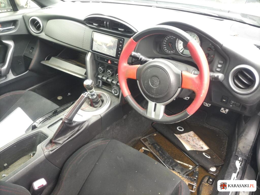 Toyota 86 2015 z aukcji japońskiej