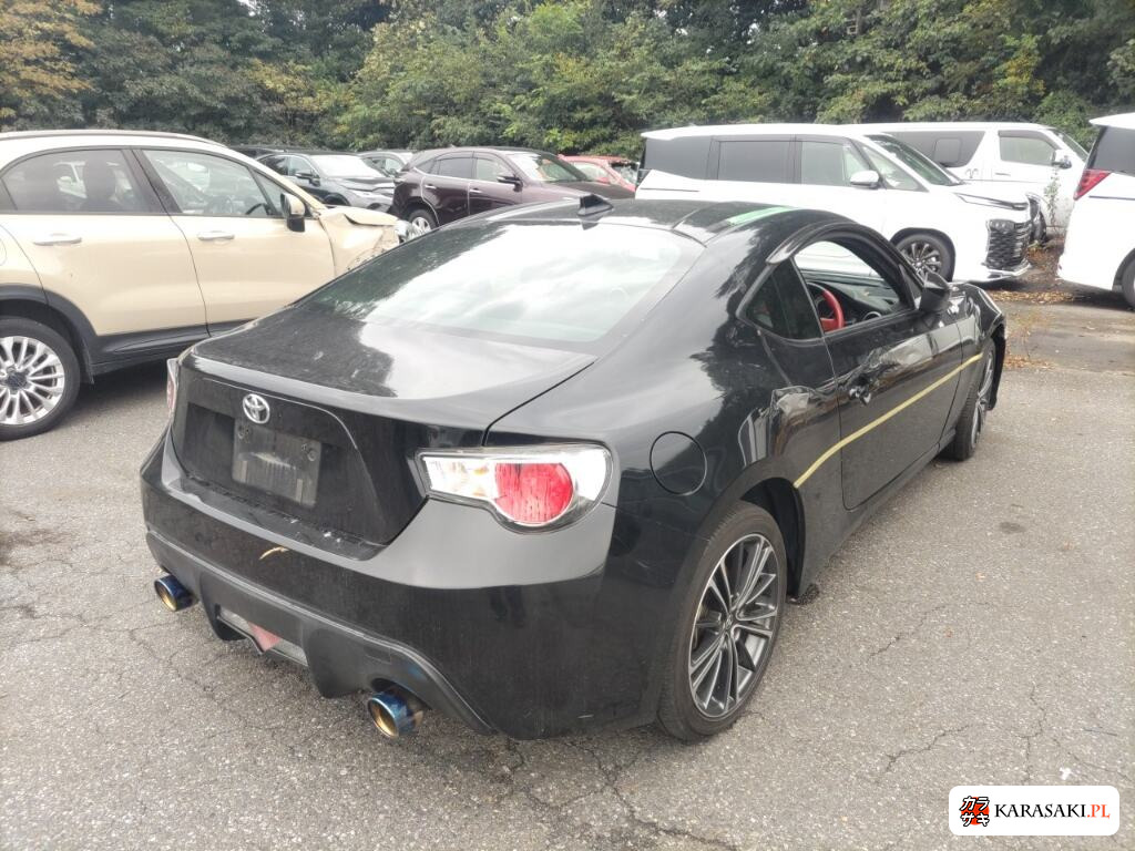 Toyota 86 2015 z aukcji japońskiej