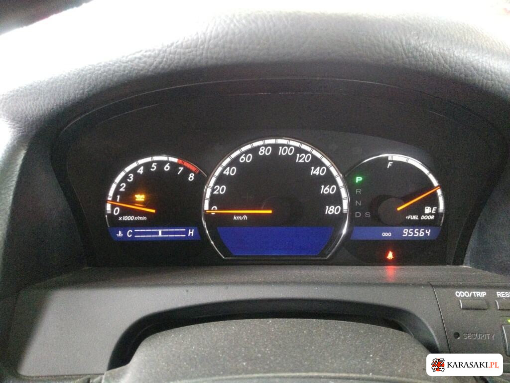 Toyota Crown 2007 z aukcji japońskiej