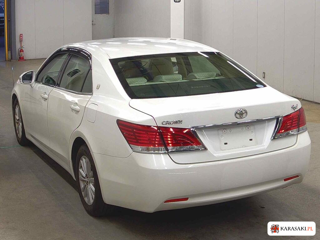 Toyota Crown 2014 z aukcji japońskiej