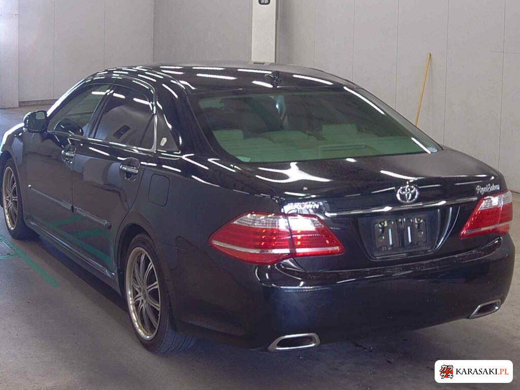 Toyota Crown 2012 z aukcji japońskiej