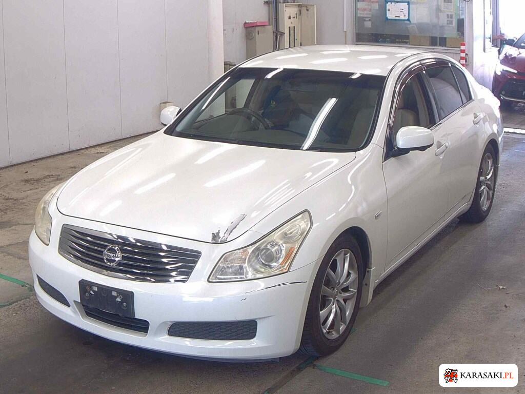 Nissan Skyline 2007 z aukcji japońskiej
