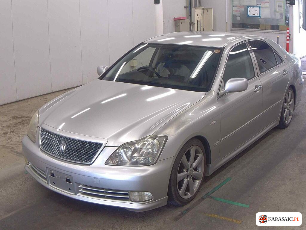 Toyota Crown 2004 z aukcji japońskiej