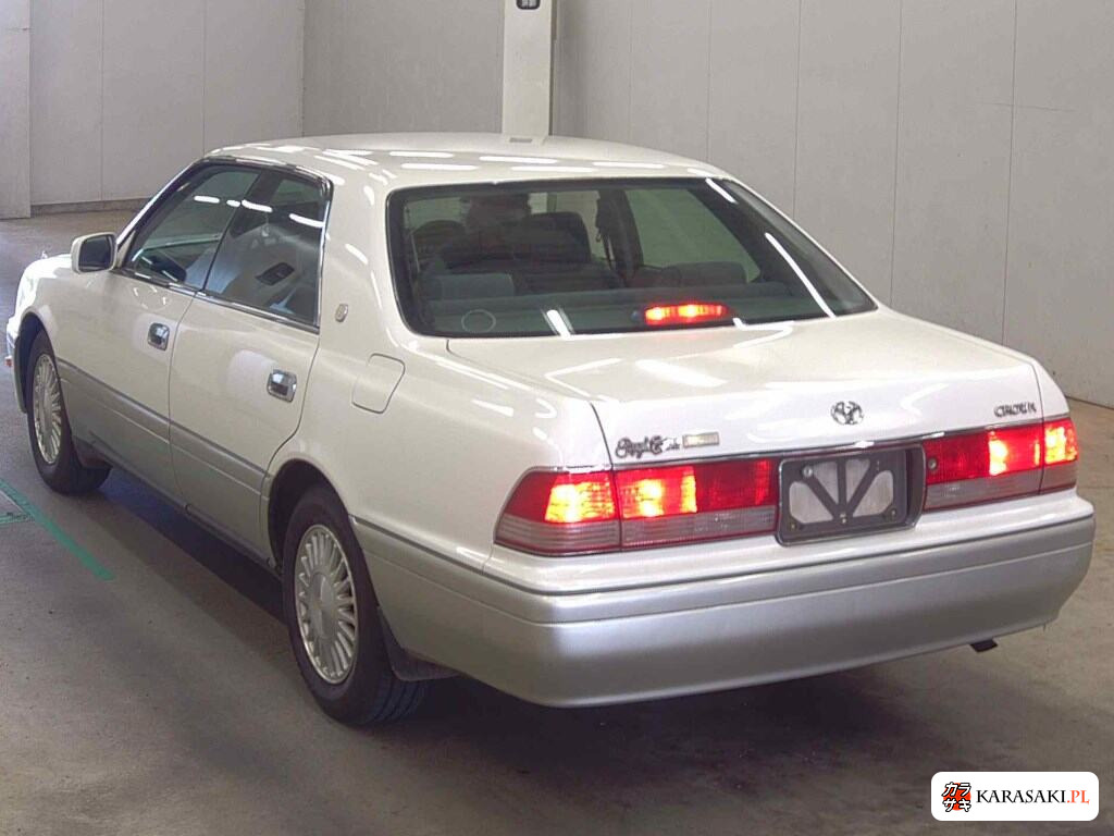 Toyota Crown 1999 z aukcji japońskiej