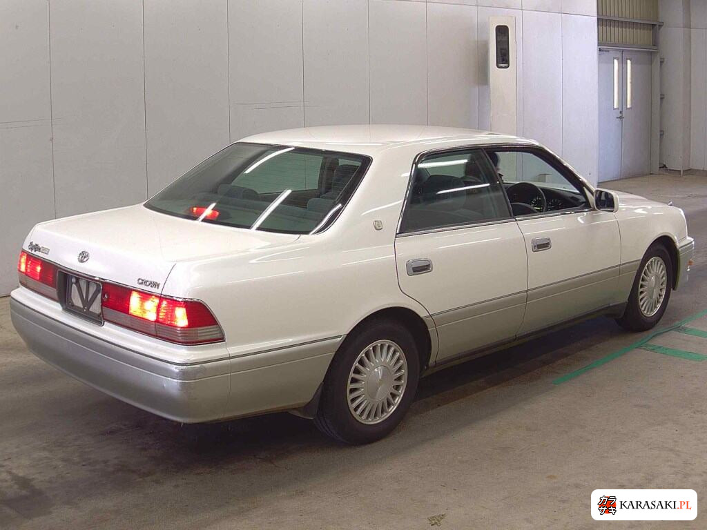 Toyota Crown 1999 z aukcji japońskiej