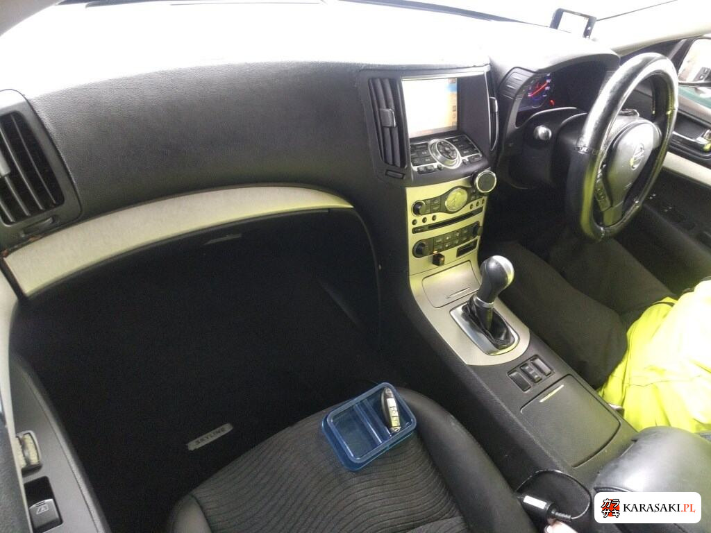 Nissan Skyline 2008 z aukcji japońskiej