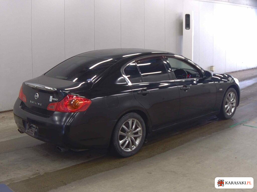 Nissan Skyline 2008 z aukcji japońskiej