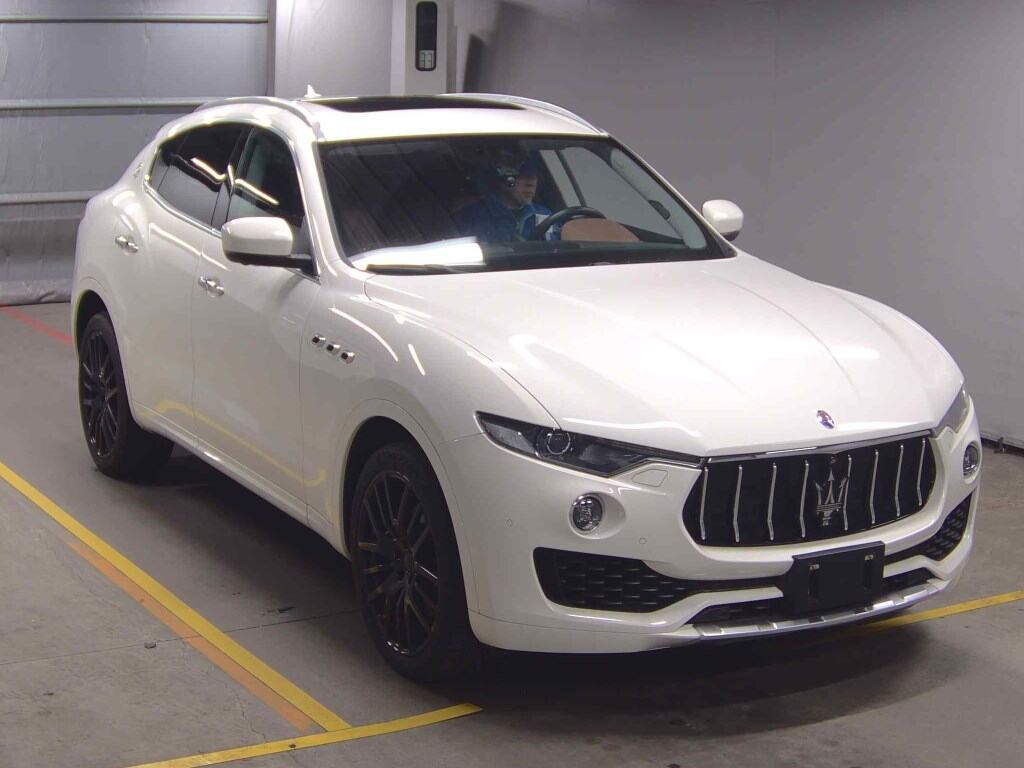 Maserati Levante 2016 z aukcji japońskiej