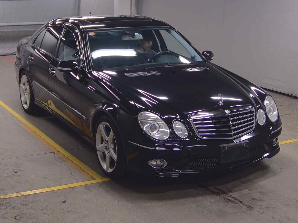 Mercedes Benz E-Class 2008 z aukcji japońskiej