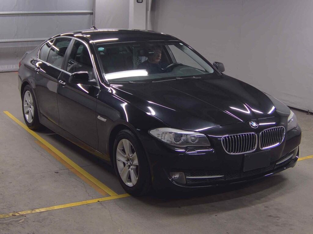 BMW 5 Series 2013 z aukcji japońskiej
